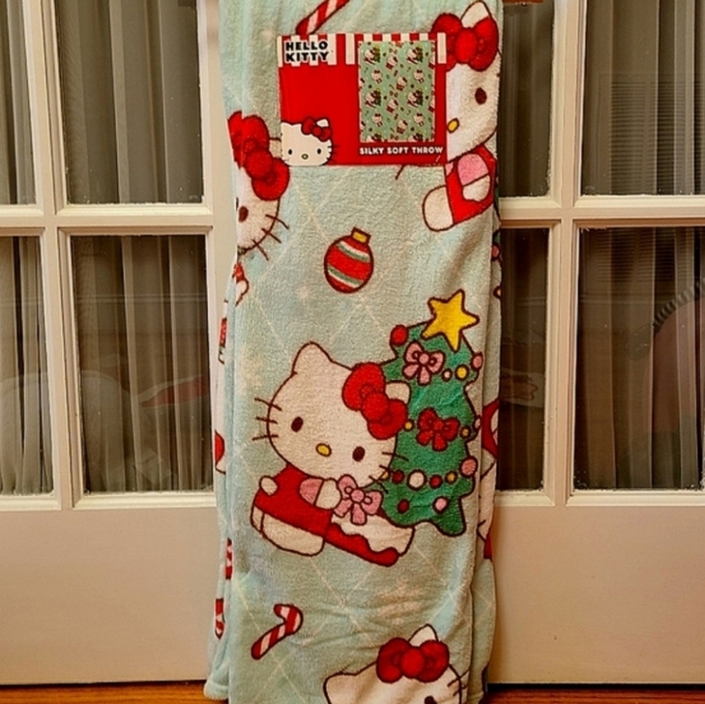 Hello Kitty Christmas Blanket 🎄